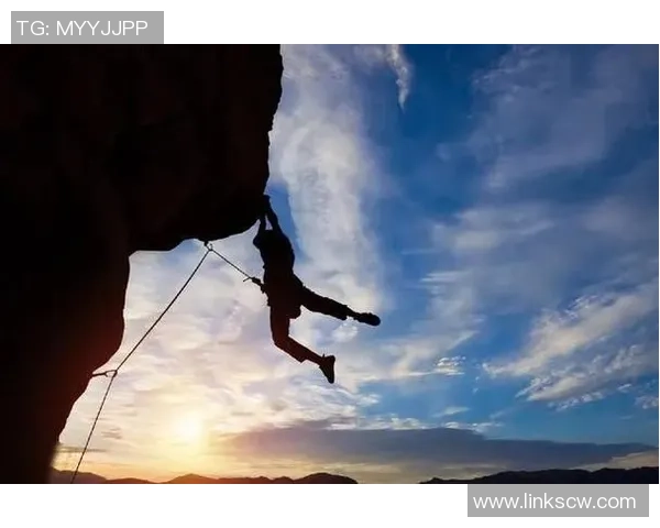赵芳的攀岩人生:在高峰之上与自我对话的深度探索 赵芳的攀岩人生:在高峰之上与自我对话的深度探索